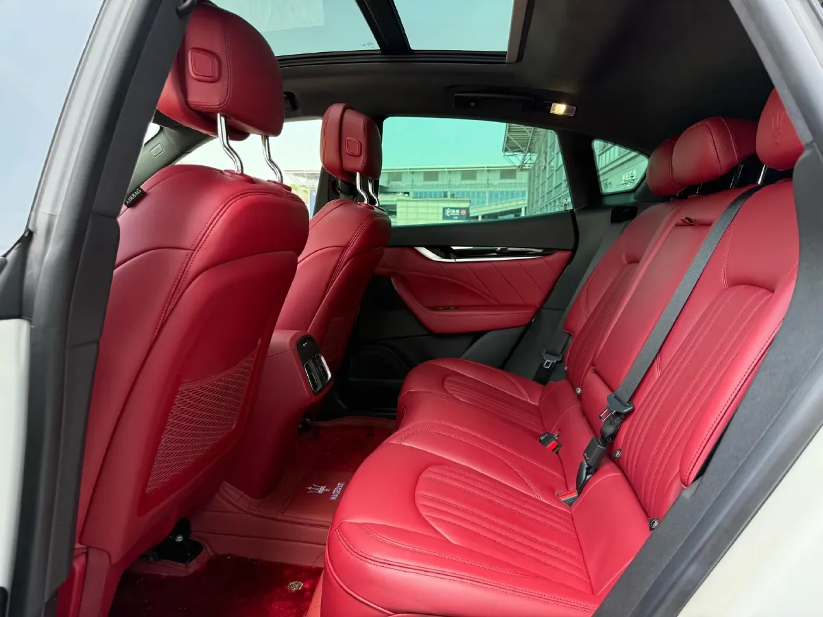 2021 Maserati Levante 3.0T 350HP V6 8AT,autocango,china used car exporter,china ev exporter,chinese used car exporter,chinese used ev exporter