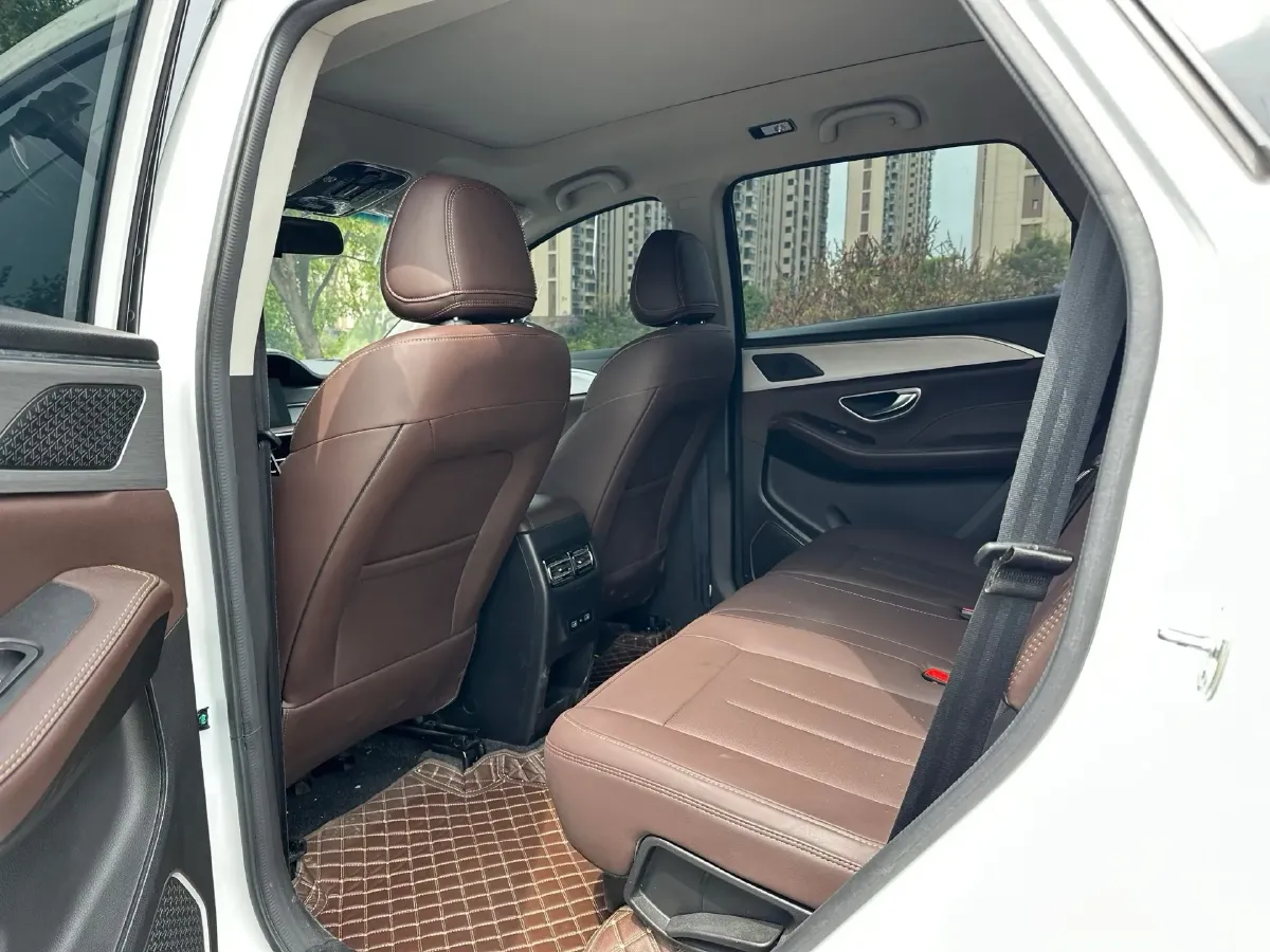 2023 Jetour X90 Plus 1.5T 156HP L4 6MT,autocango,china used car exporter,china ev exporter,chinese used car exporter,chinese used ev exporter