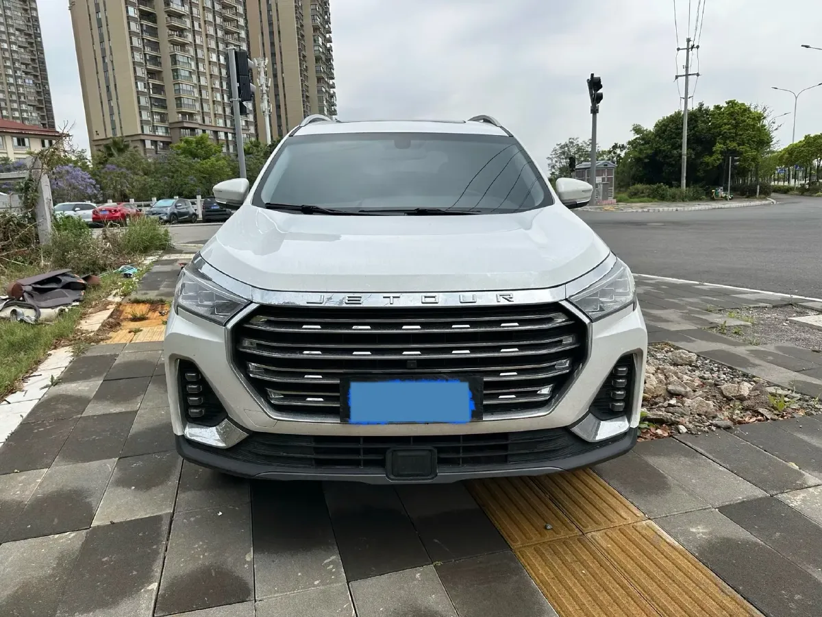 2023 Jetour X90 Plus 1.5T 156HP L4 6MT,autocango,china used car exporter,china ev exporter,chinese used car exporter,chinese used ev exporter