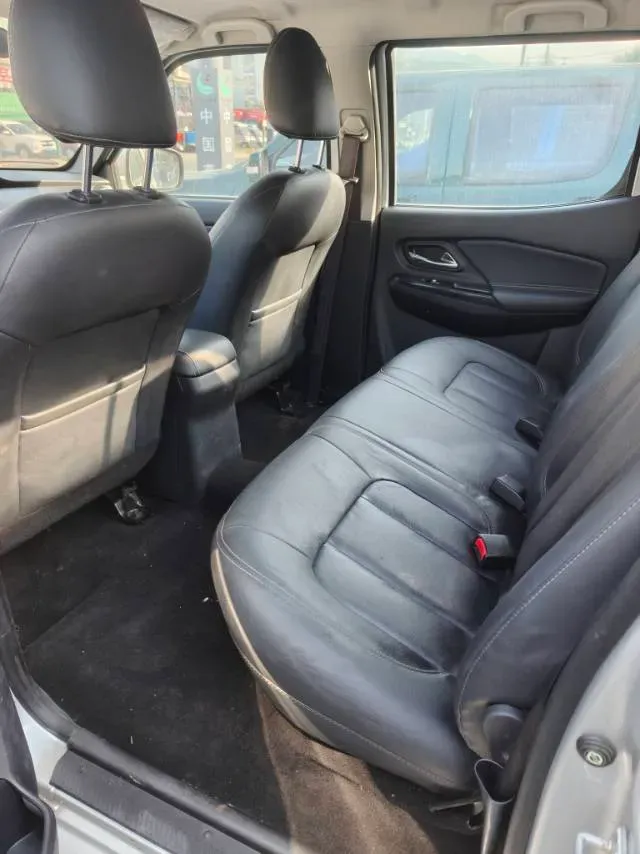 2021 Dongfeng RuiQi 2.4T 165HP L4 5MT,autocango,china used car exporter,china ev exporter,chinese used car exporter,chinese used ev exporter