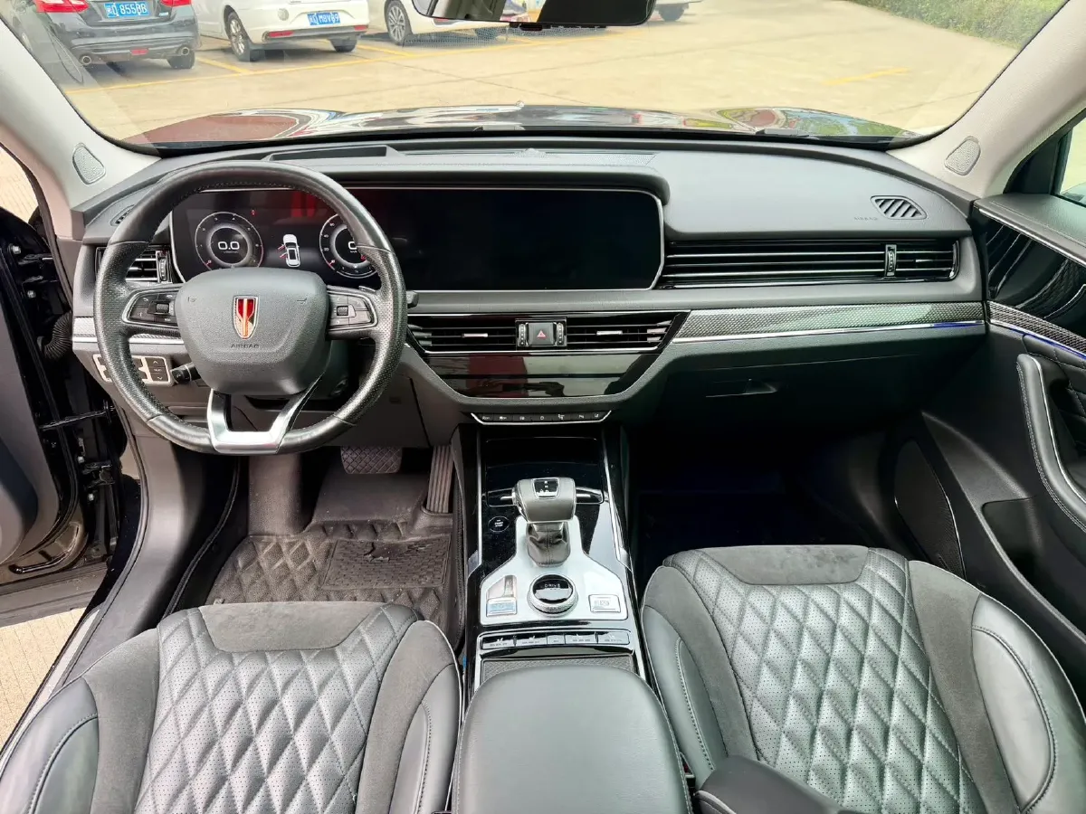 2019 HongQi HS5 2.0T 224HP L4 6AT,autocango,china used car exporter,china ev exporter,chinese used car exporter,chinese used ev exporter