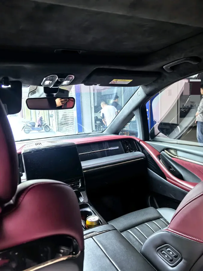 2024 GAC Trumpchi M8 2.0T 190HP L4 E-CVT Hybrid,autocango,china used car exporter,china ev exporter,chinese used car exporter,chinese used ev exporter