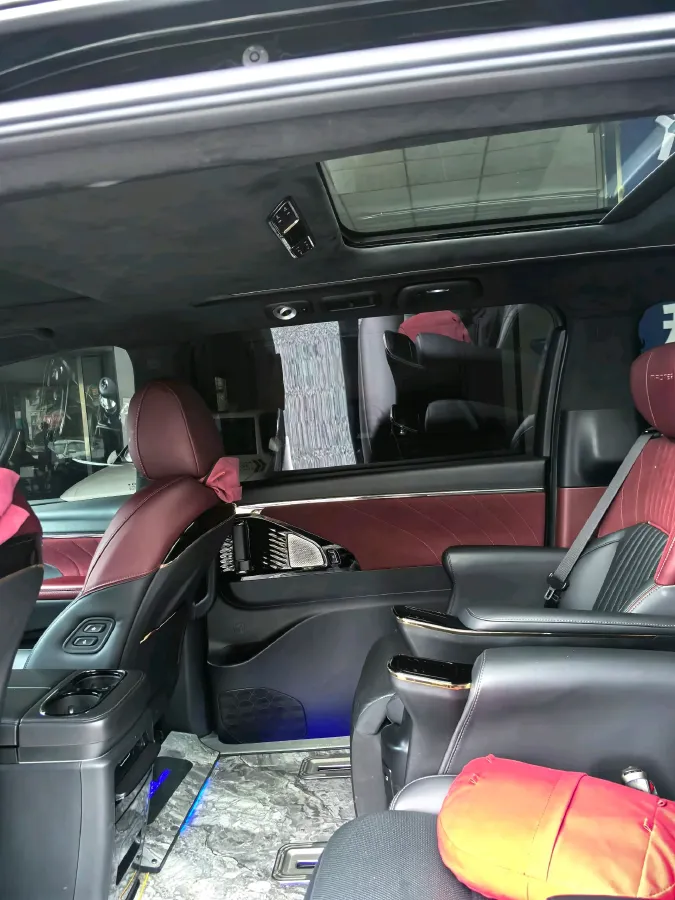 2024 GAC Trumpchi M8 2.0T 190HP L4 E-CVT Hybrid,autocango,china used car exporter,china ev exporter,chinese used car exporter,chinese used ev exporter