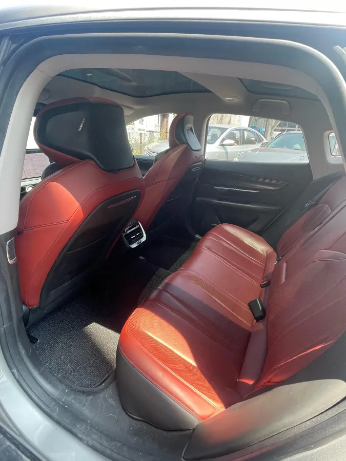 2020 Xpeng P7 BEV 70.8KWH,autocango,china used car exporter,china ev exporter,chinese used car exporter,chinese used ev exporter