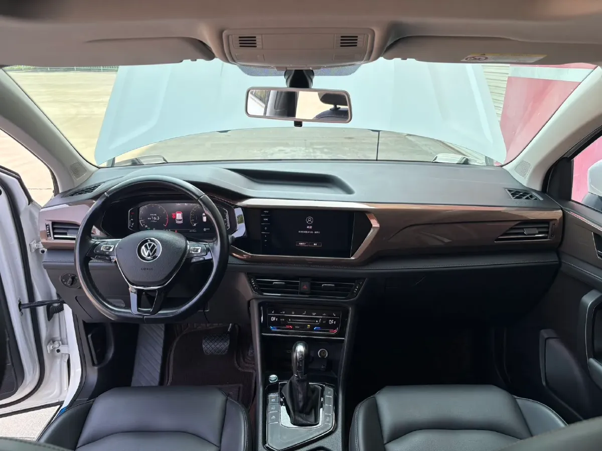 2021 Volkswagen Tharu 1.4T 150HP L4 7DCT,autocango,china used car exporter,china ev exporter,chinese used car exporter,chinese used ev exporter