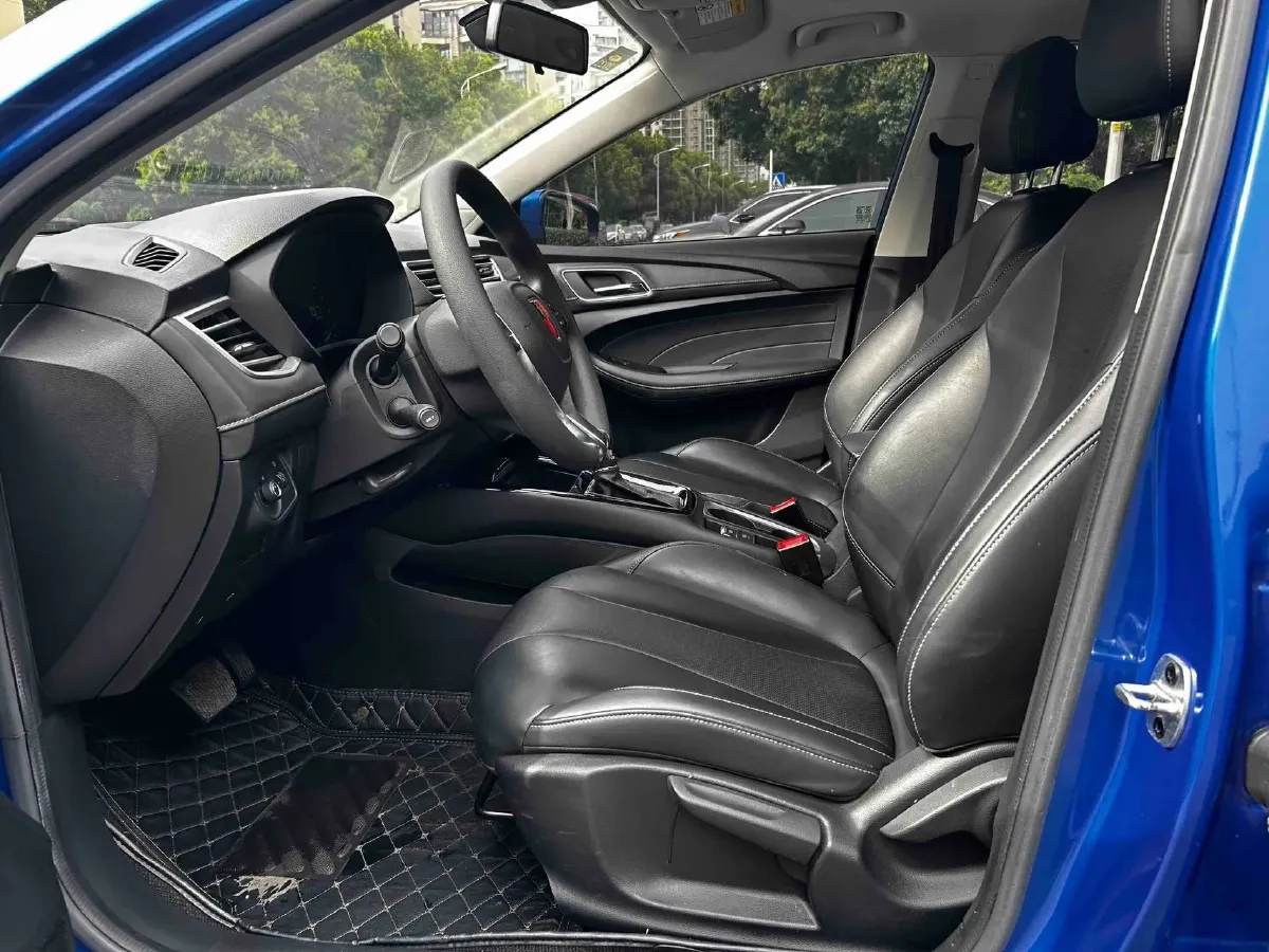 2019 Roewe i5 1.5L 120HP L4 CVT,autocango,china used car exporter,china ev exporter,chinese used car exporter,chinese used ev exporter