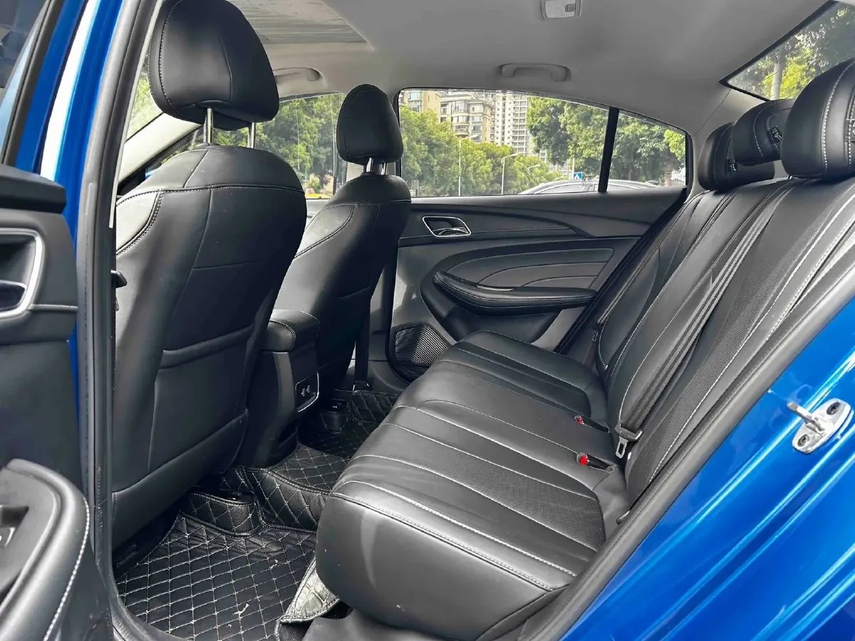 2019 Roewe i5 1.5L 120HP L4 CVT,autocango,china used car exporter,china ev exporter,chinese used car exporter,chinese used ev exporter