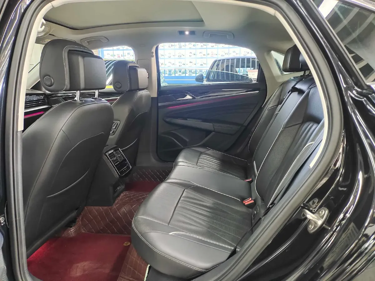 2023 Volkswagen Passat 2.0T 186HP L4 7DCT,autocango,china used car exporter,china ev exporter,chinese used car exporter,chinese used ev exporter