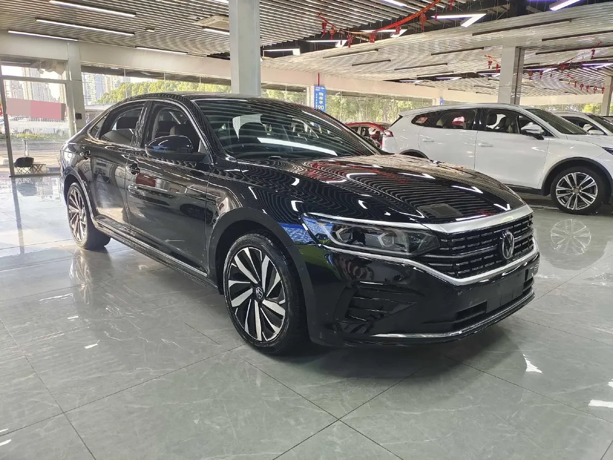2023 Volkswagen Passat 2.0T 186HP L4 7DCT,autocango,china used car exporter,china ev exporter,chinese used car exporter,chinese used ev exporter