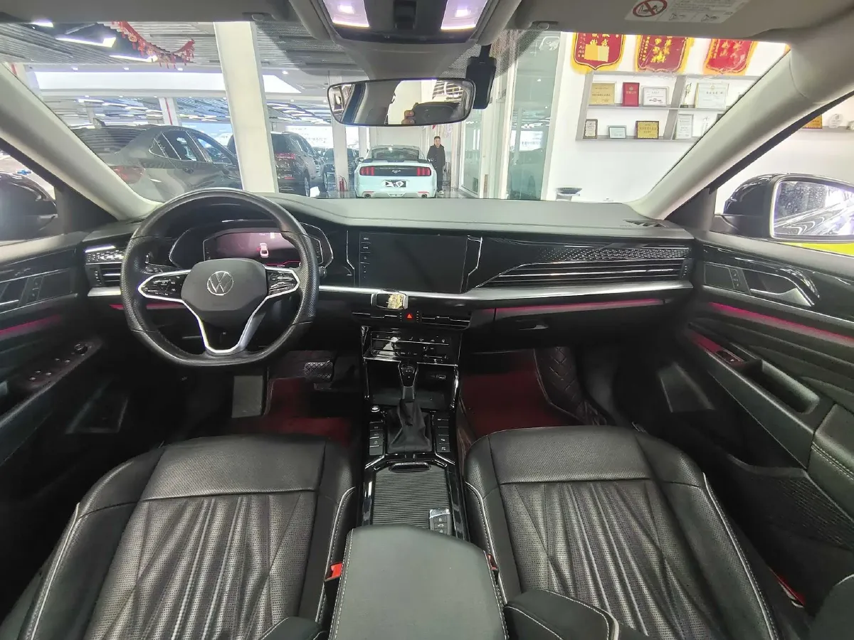 2023 Volkswagen Passat 2.0T 186HP L4 7DCT,autocango,china used car exporter,china ev exporter,chinese used car exporter,chinese used ev exporter