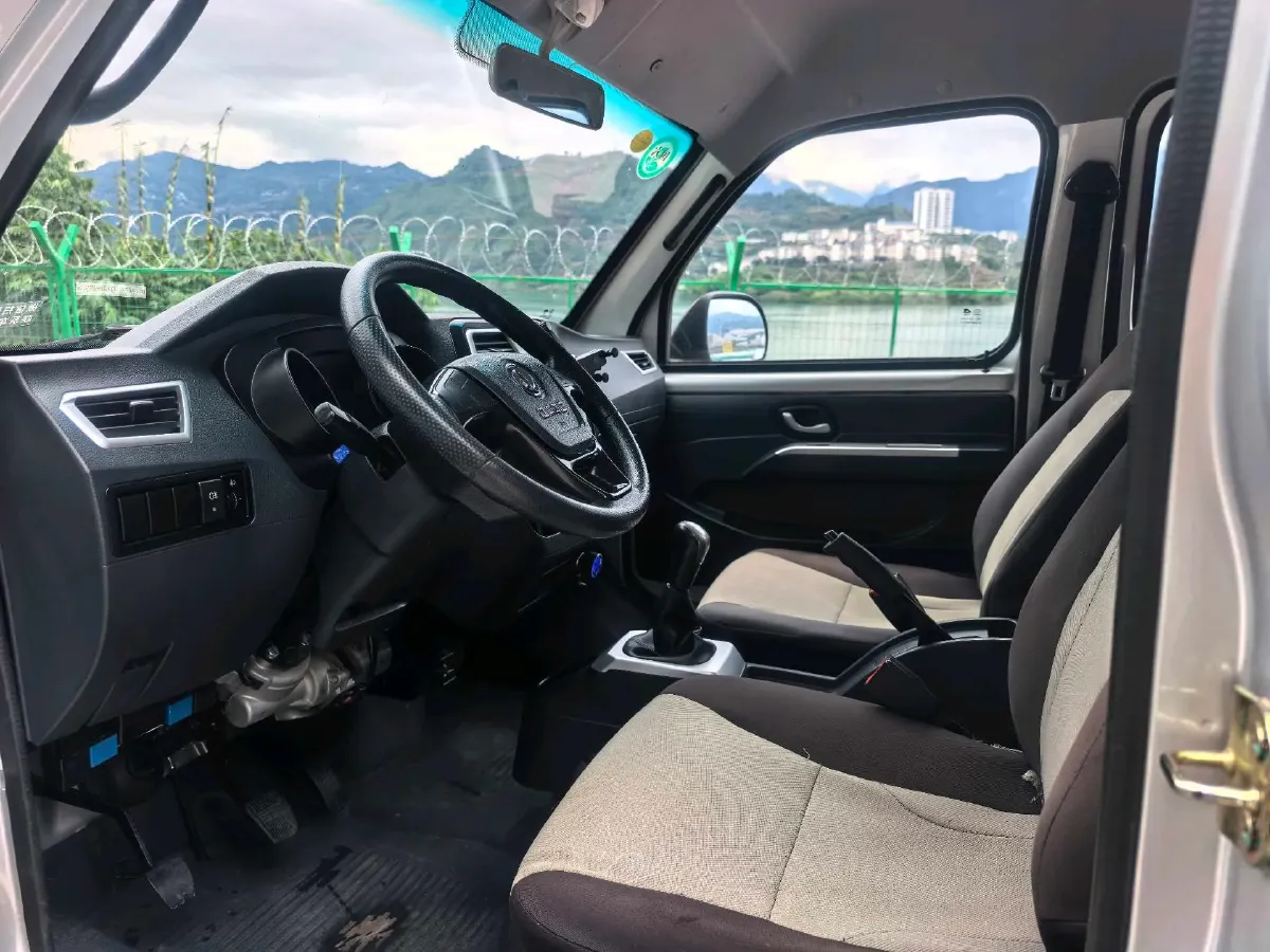 2020 DongFeng DFSK D51 1.5L 112HP L4 5MT,autocango,china used car exporter,china ev exporter,chinese used car exporter,chinese used ev exporter