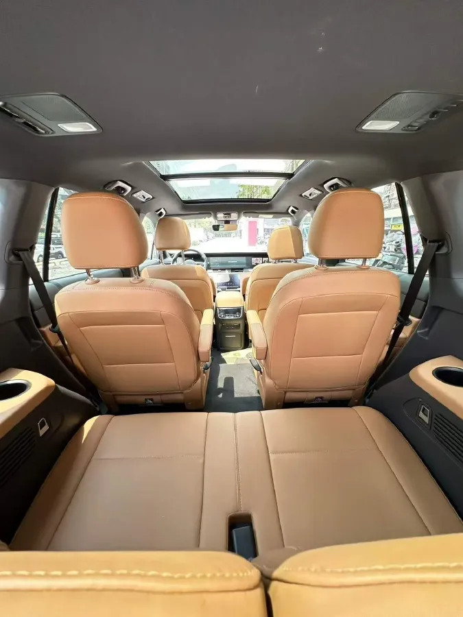 2021 Li ONE Range Extended 131HP REEV 40.5KWH,autocango,china used car exporter,china ev exporter,chinese used car exporter,chinese used ev exporter