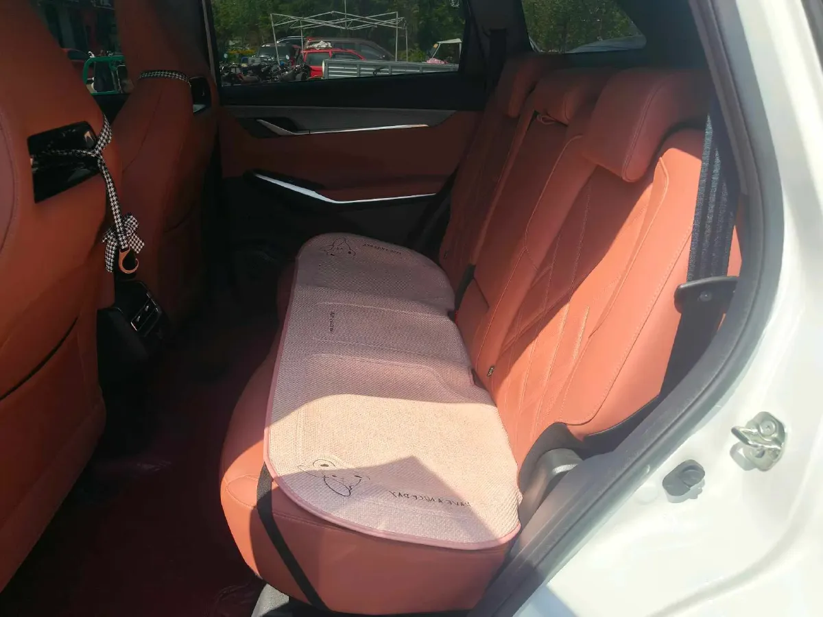 2023 ChangAn CS75 Plus 2.0T 233HP L4 8AT,autocango,china used car exporter,china ev exporter,chinese used car exporter,chinese used ev exporter