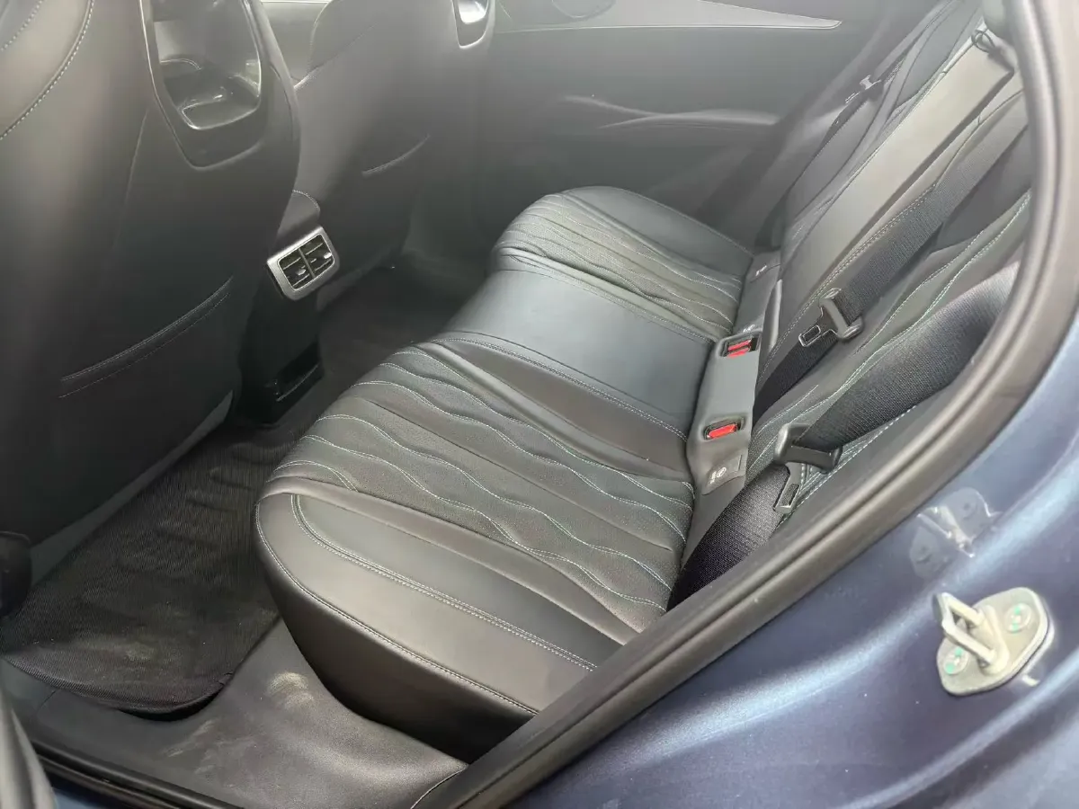 2025 BYD Seal 06 1.5L 101HP L4 E-CVT PHEV 15.87KWH,autocango,china used car exporter,china ev exporter,chinese used car exporter,chinese used ev exporter