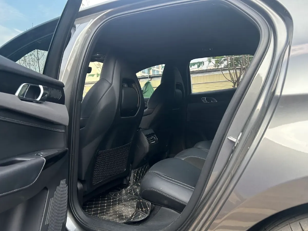 2022 LYNK&CO 03 2.0T 190HP L4 7DCT,autocango,china used car exporter,china ev exporter,chinese used car exporter,chinese used ev exporter