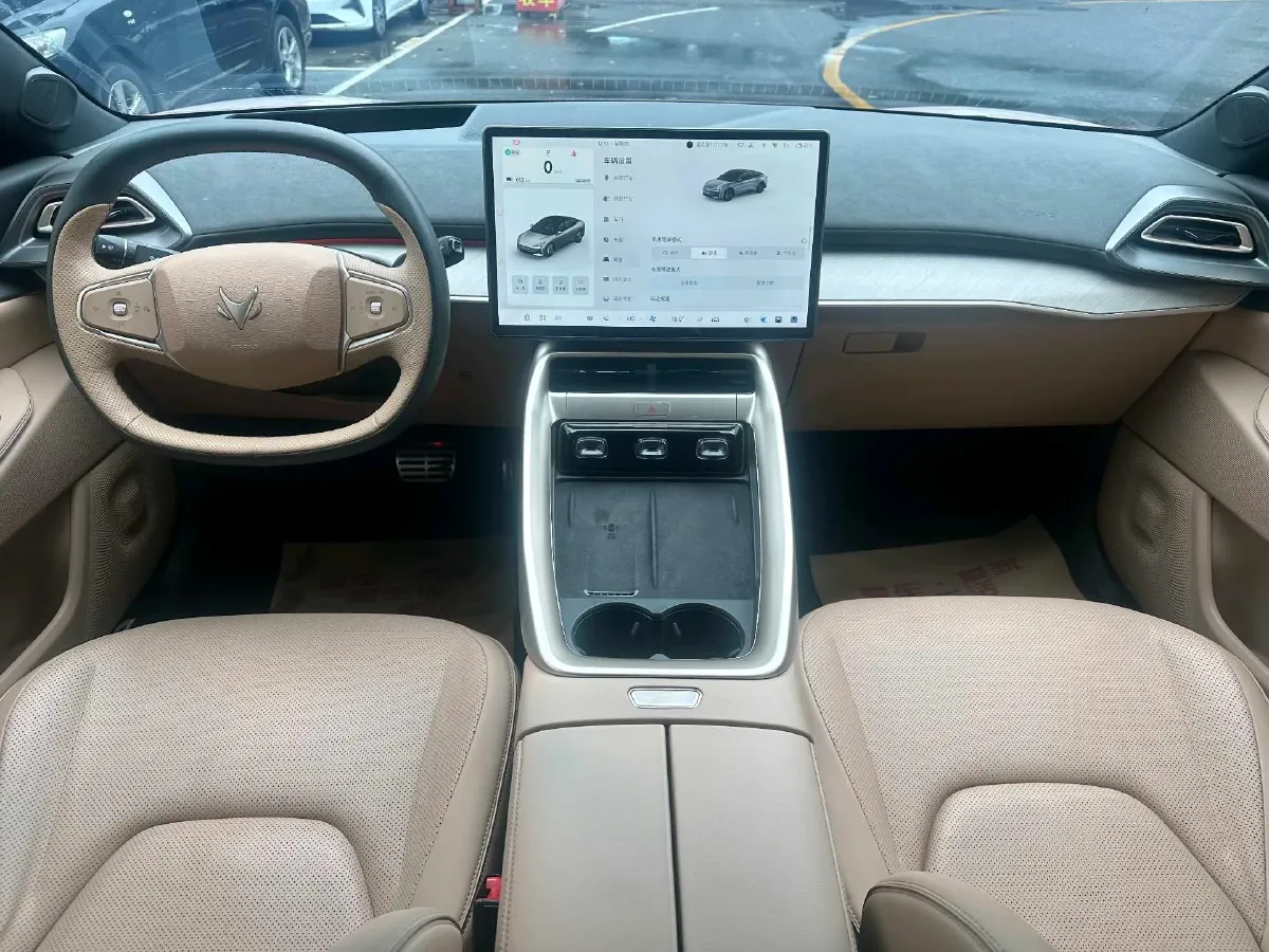 2024 ARCFOX αT5 BEV 79.2KWH,autocango,china used car exporter,china ev exporter,chinese used car exporter,chinese used ev exporter