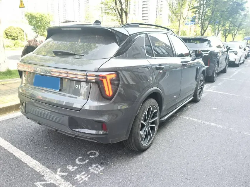 2022 Isuzu Mu-X 2.0T 220HP L4 8AT,autocango,china used car exporter,china ev exporter,chinese used car exporter,chinese used ev exporter