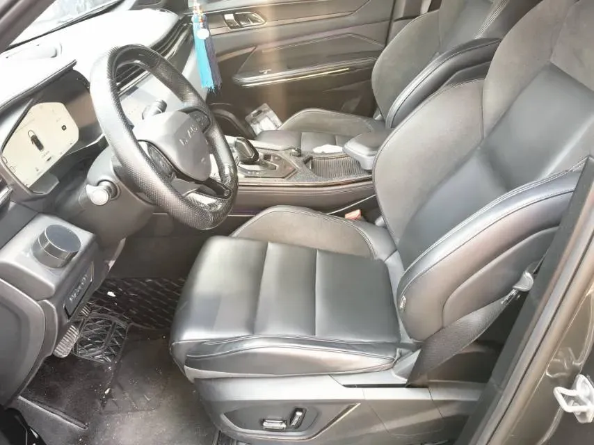 2022 Isuzu Mu-X 2.0T 220HP L4 8AT,autocango,china used car exporter,china ev exporter,chinese used car exporter,chinese used ev exporter