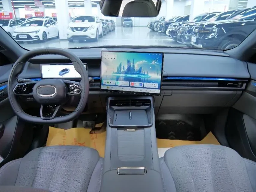 2024 LYNK&CO 07 EM-P 1.5T 163HP L4 3DHT PHEV 18.99KWH,autocango,china used car exporter,china ev exporter,chinese used car exporter,chinese used ev exporter