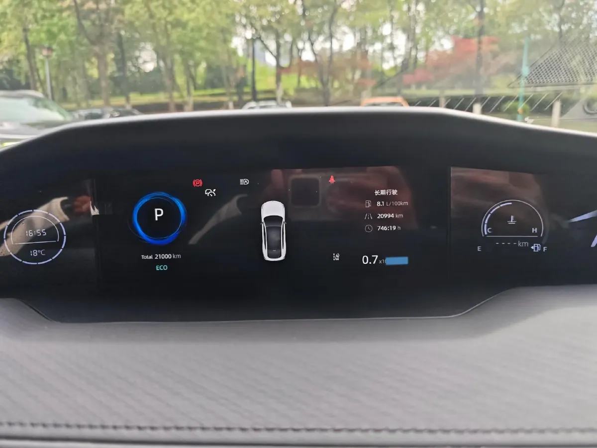 2023 ChangAn UNI-V 1.5T 188HP L4 7DCT,autocango,china used car exporter,china ev exporter,chinese used car exporter,chinese used ev exporter