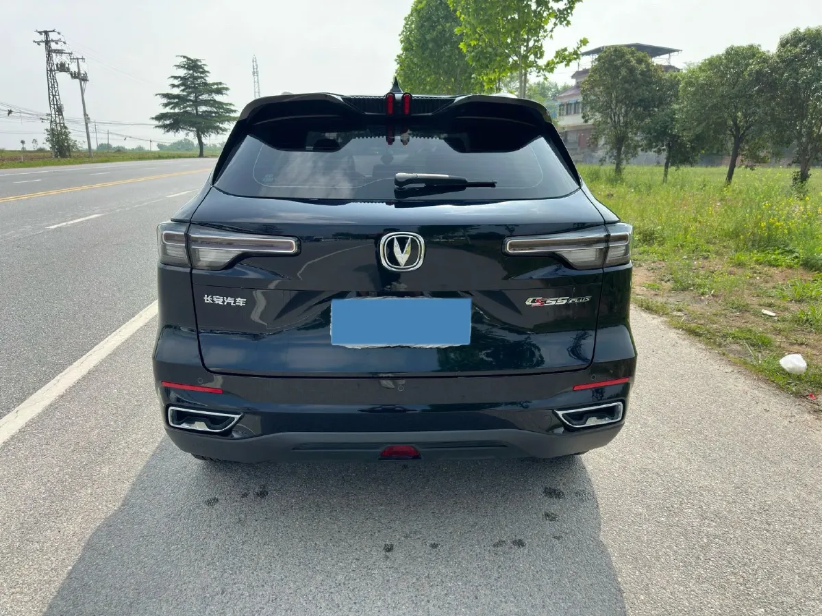 2022 ChangAn CS55 Plus 1.5T 180HP L4 7DCT,autocango,china used car exporter,china ev exporter,chinese used car exporter,chinese used ev exporter