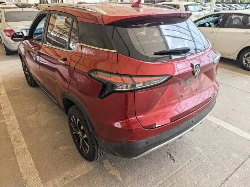 2019 BaoJun 730 1.5L 105HP L4 6MT,autocango,china used car exporter,china ev exporter,chinese used car exporter,chinese used ev exporter
