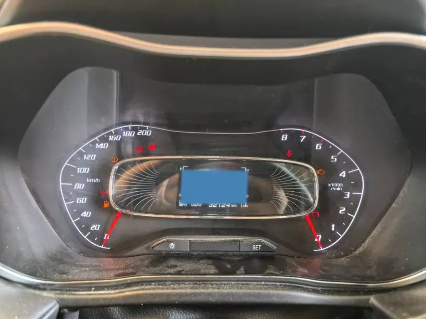 2019 BaoJun 730 1.5L 105HP L4 6MT,autocango,china used car exporter,china ev exporter,chinese used car exporter,chinese used ev exporter