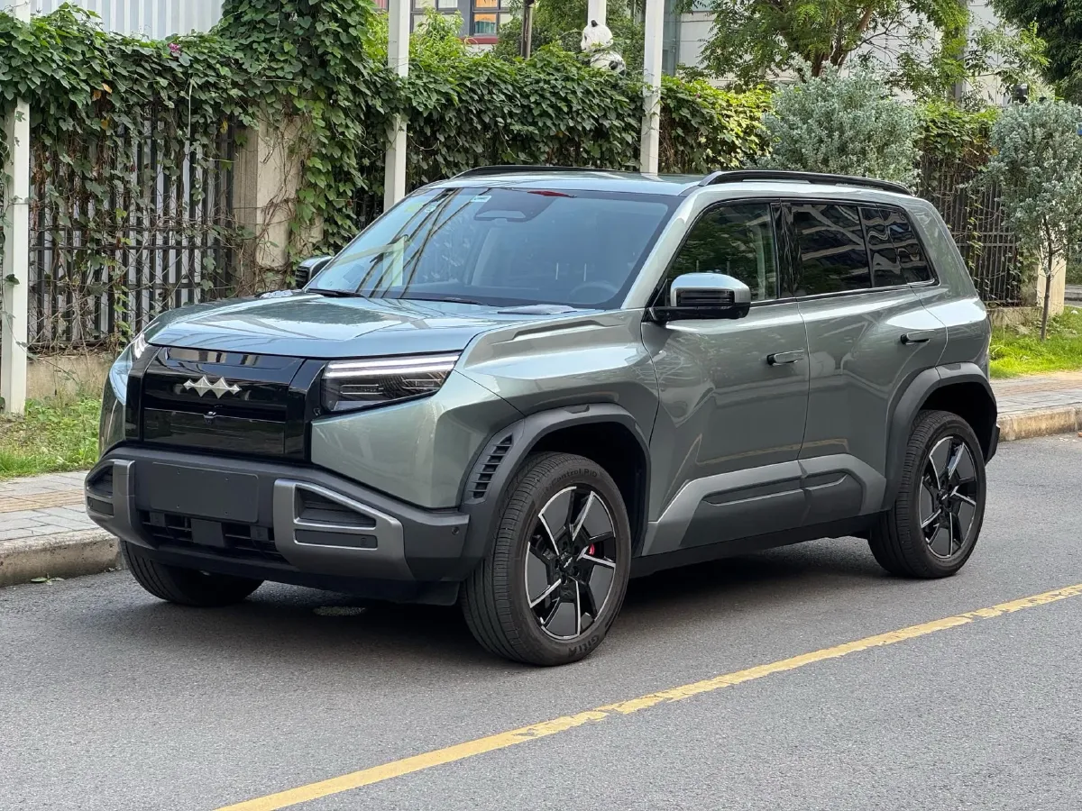 2025 FangChengBao Tai 3 BEV,autocango,china used car exporter,china ev exporter,chinese used car exporter,chinese used ev exporter