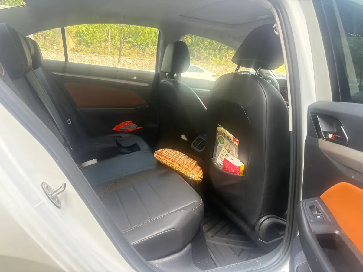 2023 Volkswagen Bora 1.2T 116HP L4 7DCT,autocango,china used car exporter,china ev exporter,chinese used car exporter,chinese used ev exporter