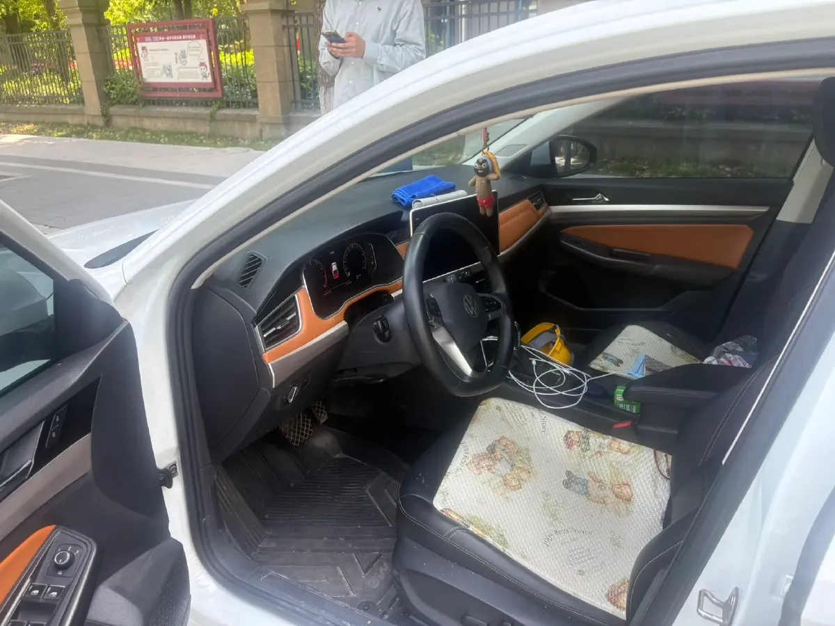 2023 Volkswagen Bora 1.2T 116HP L4 7DCT,autocango,china used car exporter,china ev exporter,chinese used car exporter,chinese used ev exporter