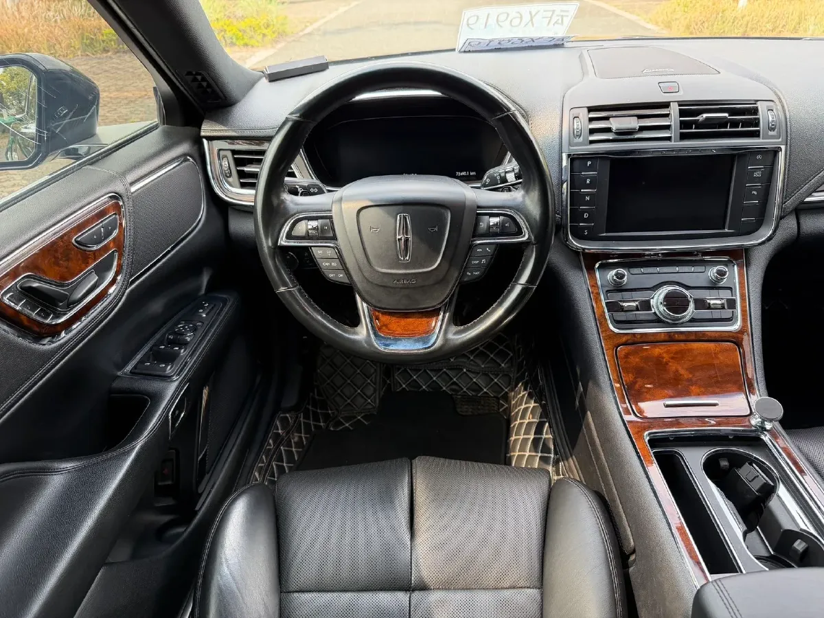 2018 Lincoln Continental 2.0T 261HP L4 6AT,autocango,china used car exporter,china ev exporter,chinese used car exporter,chinese used ev exporter