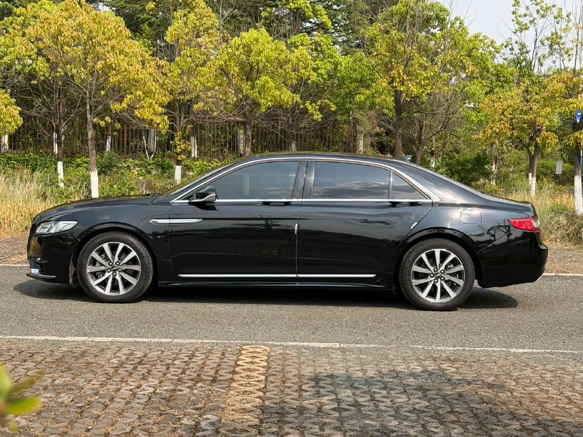 2018 Lincoln Continental 2.0T 261HP L4 6AT,autocango,china used car exporter,china ev exporter,chinese used car exporter,chinese used ev exporter