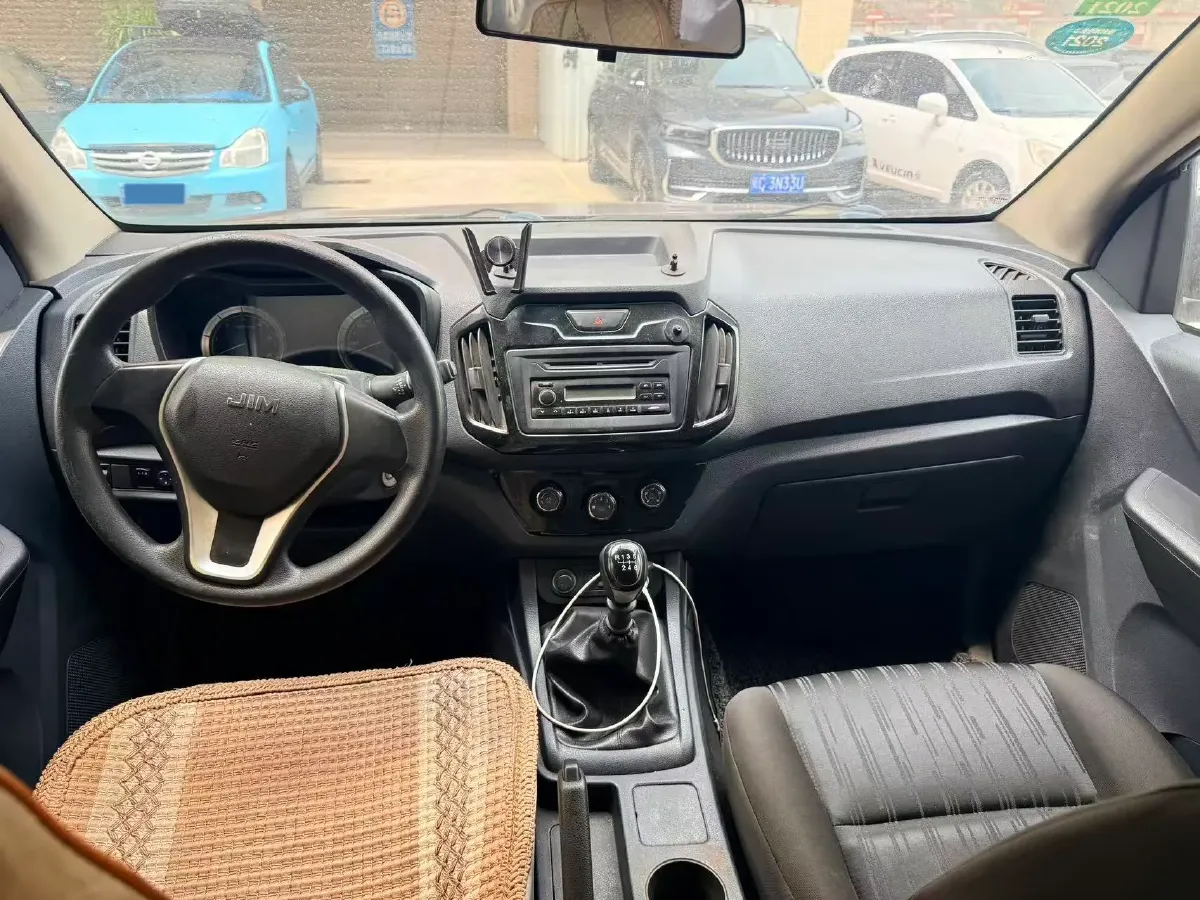 2018 Isuzu RE-MAX Jim 2.0T 204HP L4 5MT,autocango,china used car exporter,china ev exporter,chinese used car exporter,chinese used ev exporter