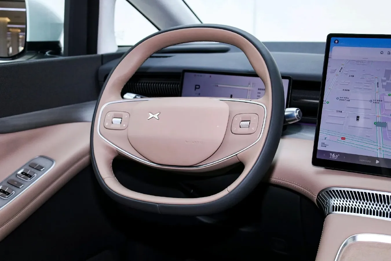 2025 Xpeng X9 BEV,autocango,china used car exporter,china ev exporter,chinese used car exporter,chinese used ev exporter