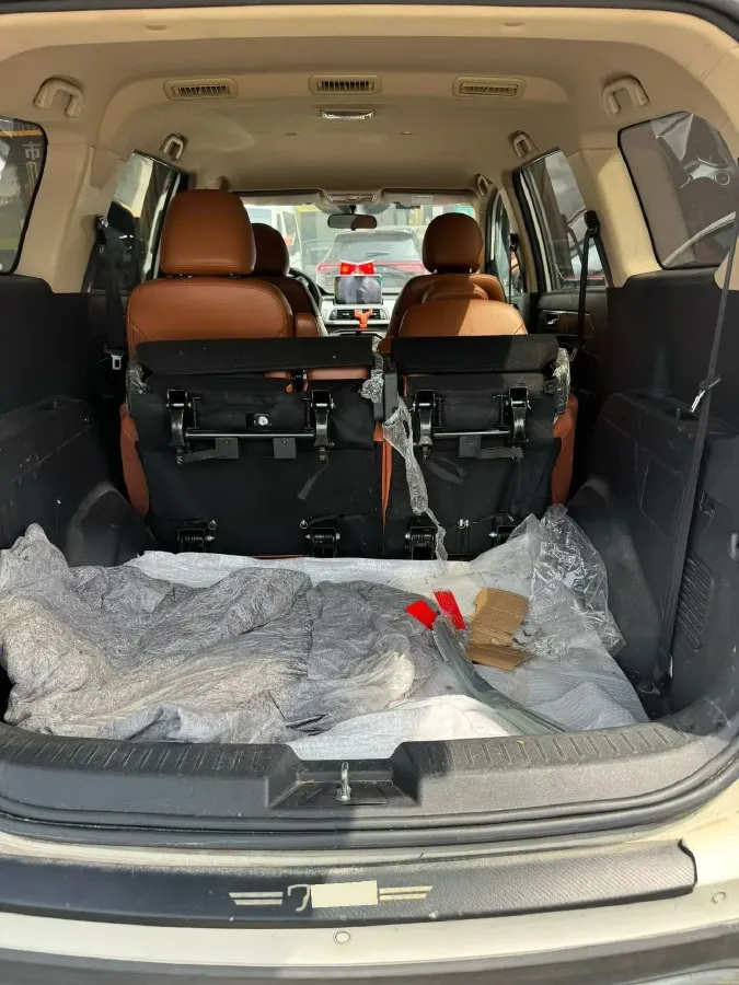 2017 BAIC WeiWang M50F 1.5L 116HP L4 5MT,autocango,china used car exporter,china ev exporter,chinese used car exporter,chinese used ev exporter