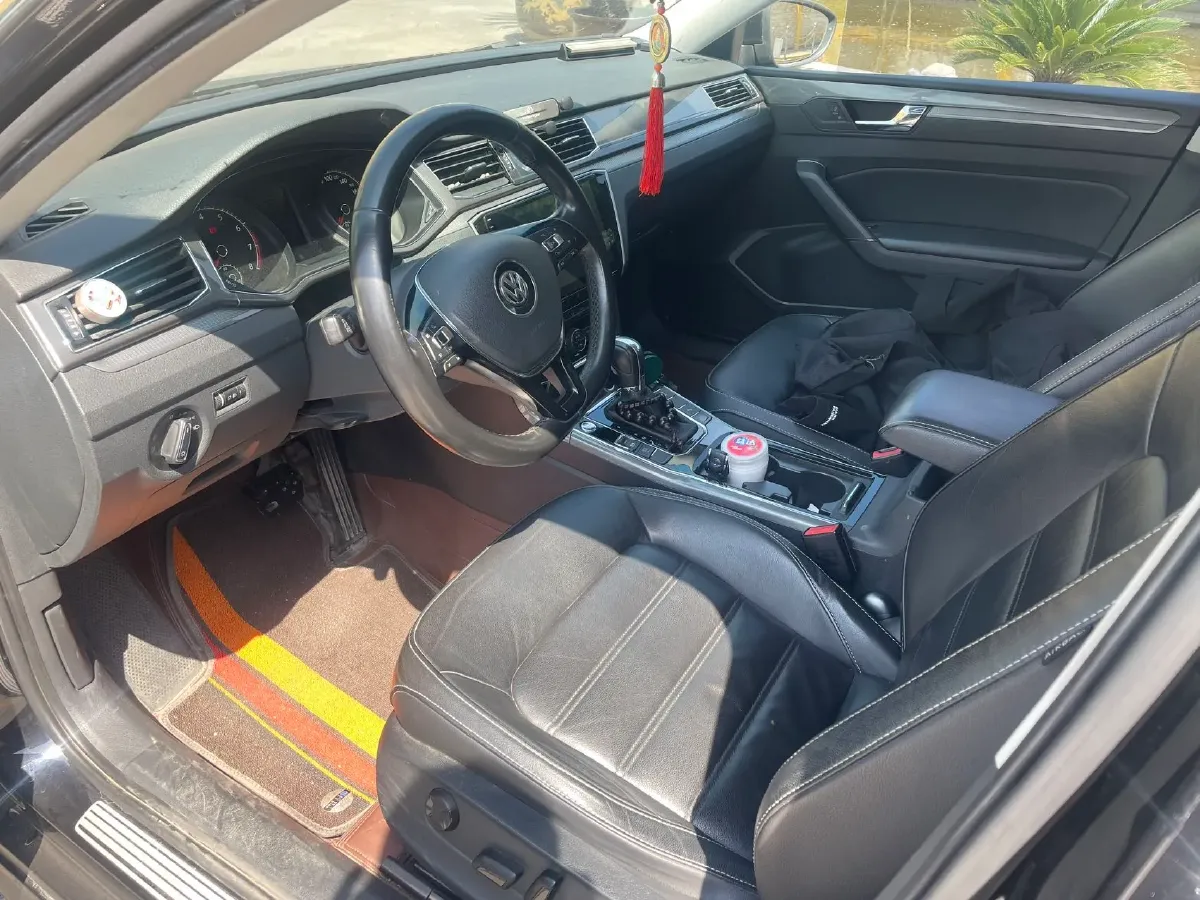 2017 Volkswagen Passat 1.8T 180HP L4 7DCT,autocango,china used car exporter,china ev exporter,chinese used car exporter,chinese used ev exporter