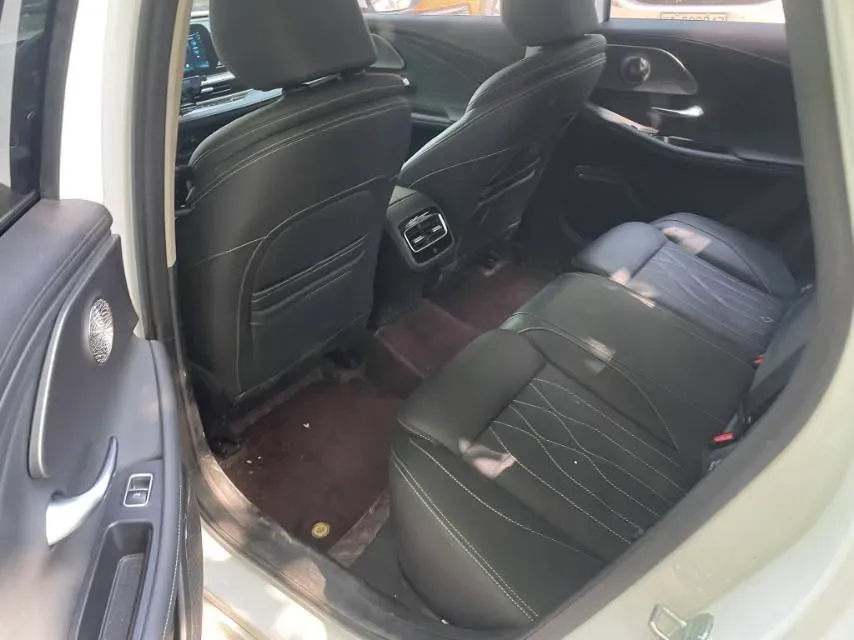 2022 Chery Arrizo 8 1.6T 197HP L4 7DCT,autocango,china used car exporter,china ev exporter,chinese used car exporter,chinese used ev exporter