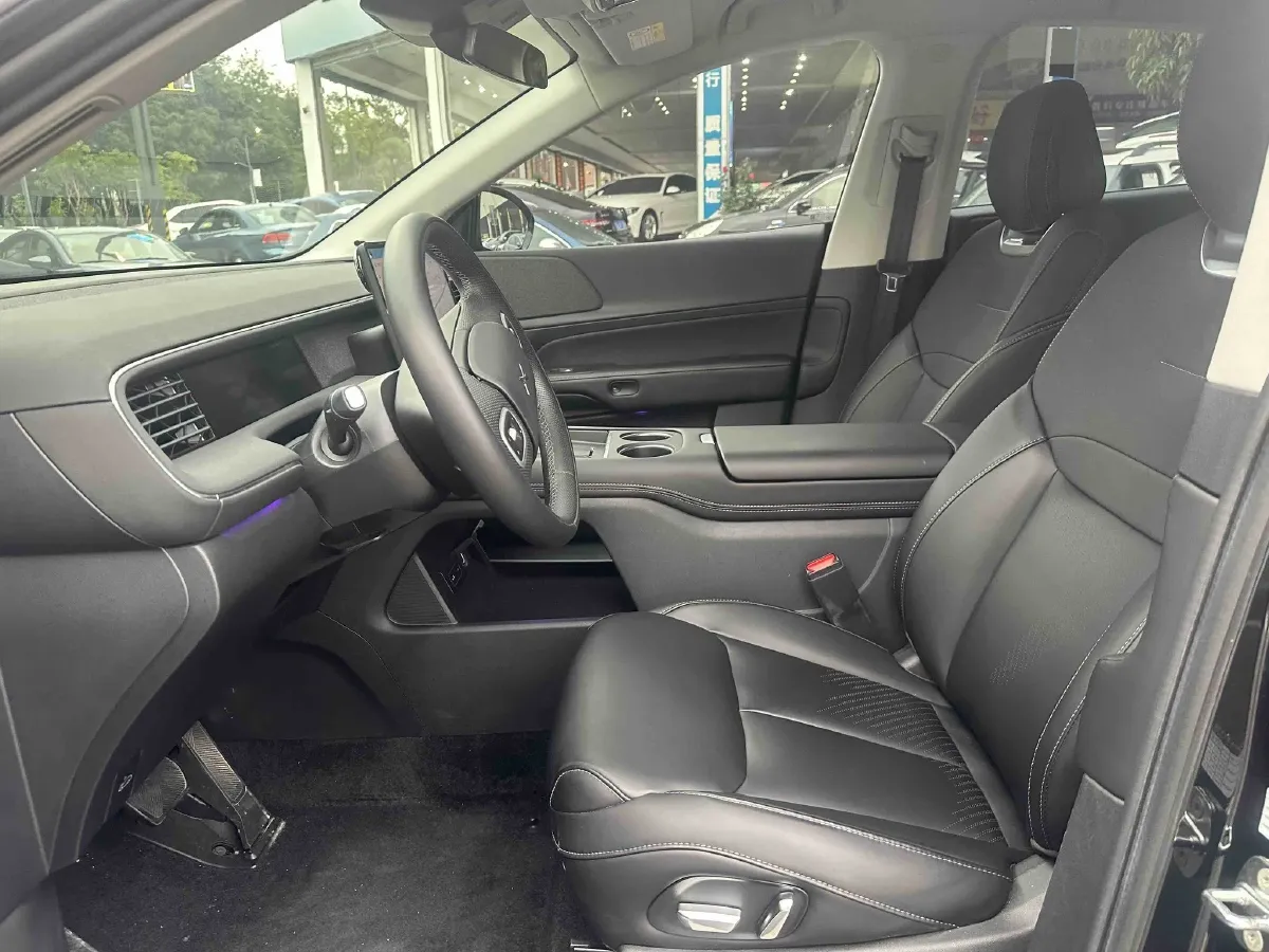 2024 Xpeng G6 BEV 66KWH,autocango,china used car exporter,china ev exporter,chinese used car exporter,chinese used ev exporter