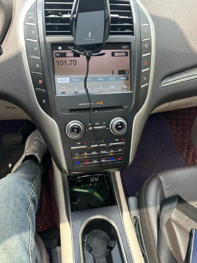 2018 Lincoln MKC 2.0T 203HP L4 6AT,autocango,china used car exporter,china ev exporter,chinese used car exporter,chinese used ev exporter