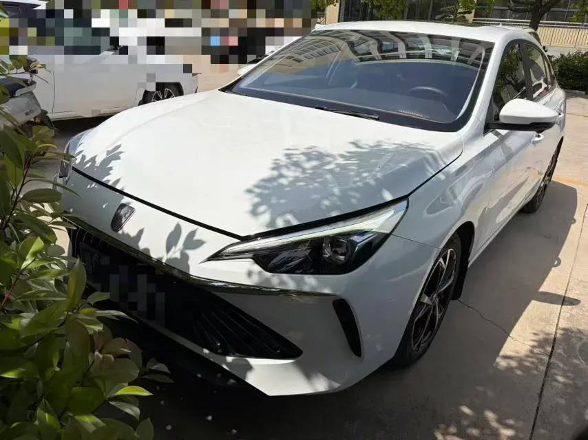 2023 Roewe i5 1.5L 129HP L4 CVT,autocango,china used car exporter,china ev exporter,chinese used car exporter,chinese used ev exporter