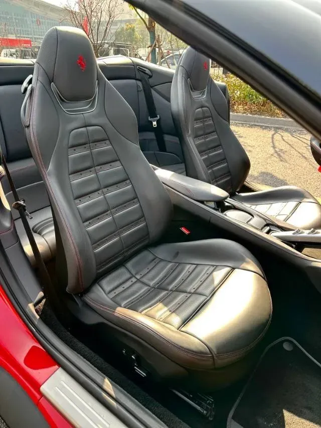 2018 Ferrari Portofino 3.9T 600HP V8 7DCT,autocango,china used car exporter,china ev exporter,chinese used car exporter,chinese used ev exporter