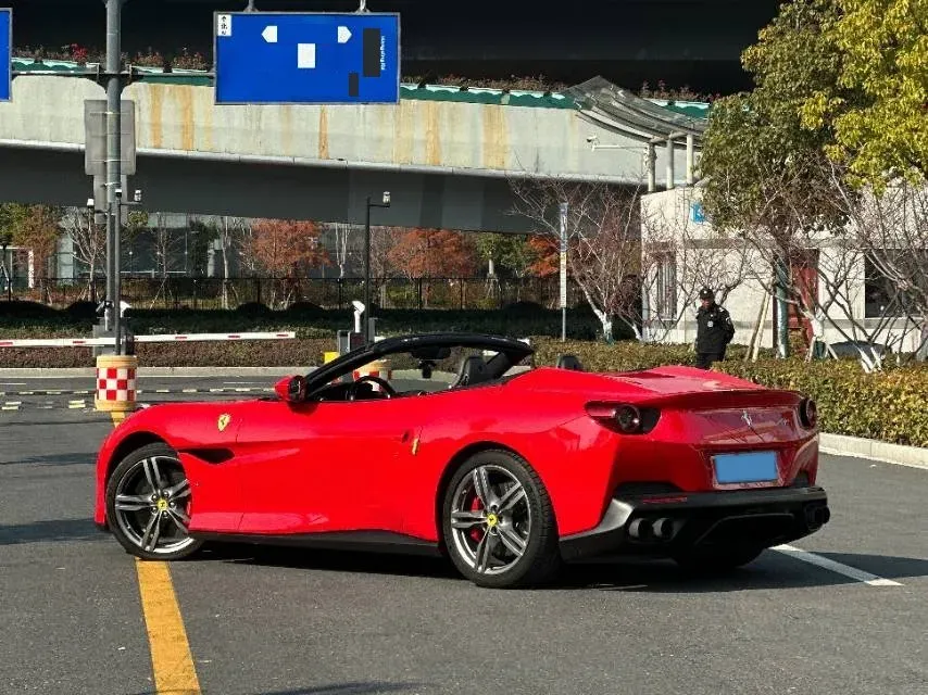 2018 Ferrari Portofino 3.9T 600HP V8 7DCT,autocango,china used car exporter,china ev exporter,chinese used car exporter,chinese used ev exporter