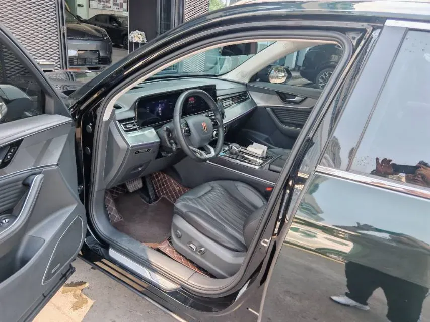 2023 HongQi HS5 2.0T 252HP L4 8AT,autocango,china used car exporter,china ev exporter,chinese used car exporter,chinese used ev exporter