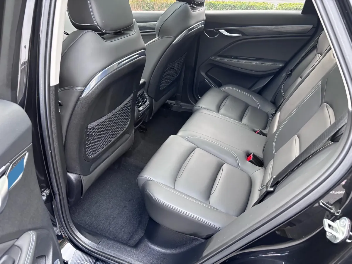 2020 Roewe RX5 1.5T 169HP L4 AMT PHEV 11.1KWH,autocango,china used car exporter,china ev exporter,chinese used car exporter,chinese used ev exporter