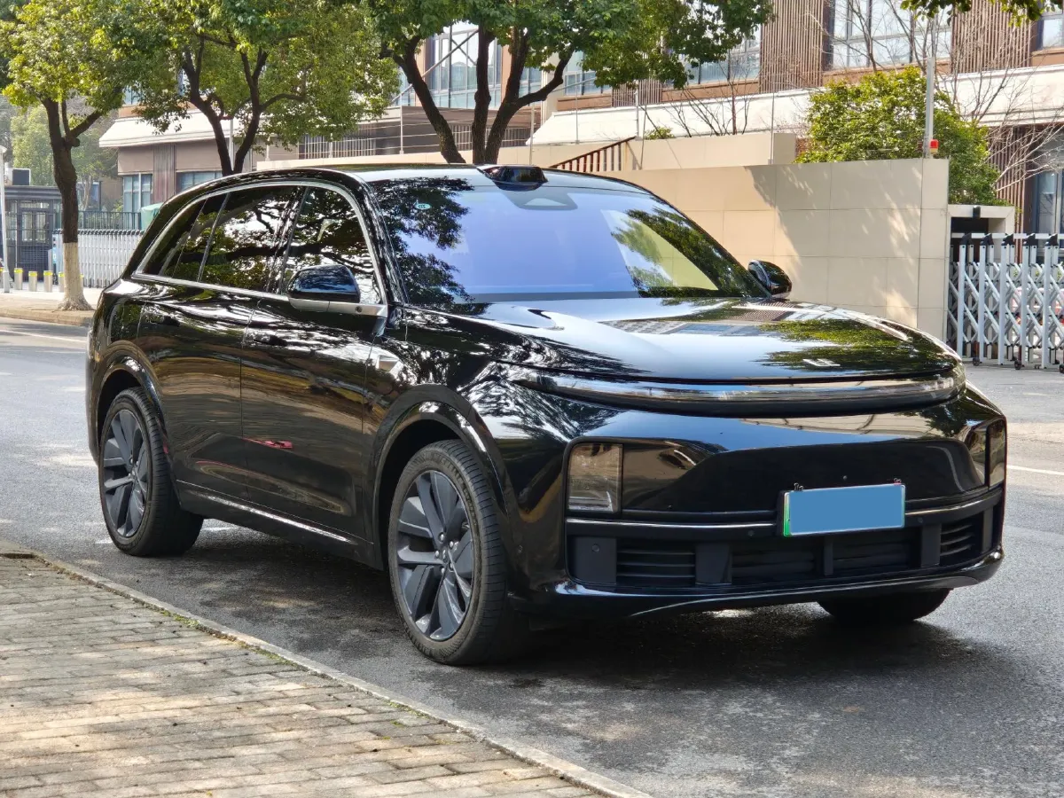 2023 Li L7 Range Extended 154HP REEV 40.9KWH,autocango,china used car exporter,china ev exporter,chinese used car exporter,chinese used ev exporter