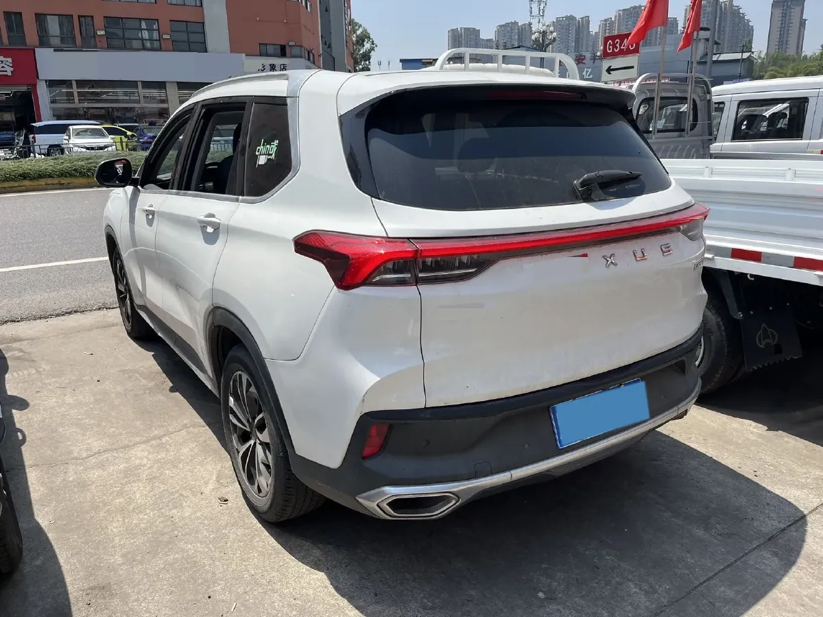 2019 MAXUS D60 1.5T 169HP L4 7DCT,autocango,china used car exporter,china ev exporter,chinese used car exporter,chinese used ev exporter