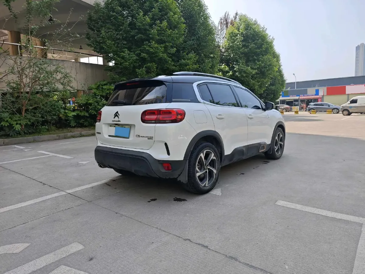 2020 Citroen C5 Aircross 1.6T 170HP L4 6AT,autocango,china used car exporter,china ev exporter,chinese used car exporter,chinese used ev exporter