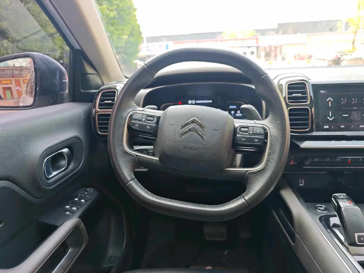 2020 Citroen C5 Aircross 1.6T 170HP L4 6AT,autocango,china used car exporter,china ev exporter,chinese used car exporter,chinese used ev exporter