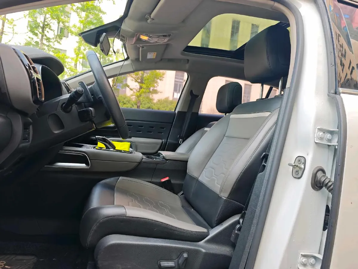 2020 Citroen C5 Aircross 1.6T 170HP L4 6AT,autocango,china used car exporter,china ev exporter,chinese used car exporter,chinese used ev exporter