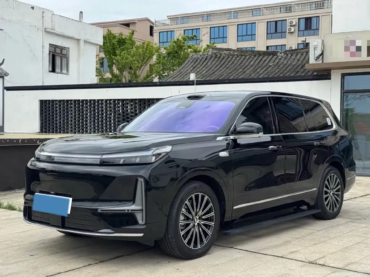 2025 Volkswagen Tiguan L 2.0T 220HP L4 7DCT,autocango,china used car exporter,china ev exporter,chinese used car exporter,chinese used ev exporter